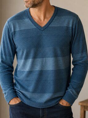 Men's Claiborne Teal Blue V-neck Sweater Size L